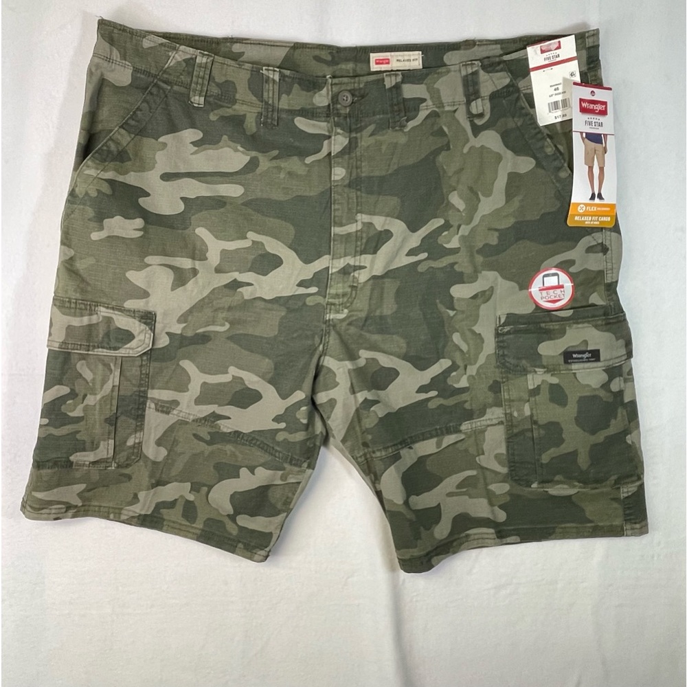 NWT Wrangler Men's Cargo Shorts Ripstop Rip-Stop Tech Phone Pocket Relaxed Flex